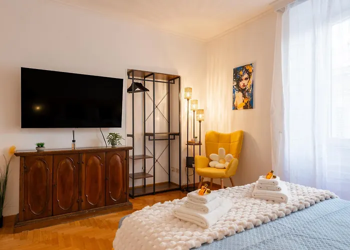 Apartment Piazza Del Popolo Via Brunetti *